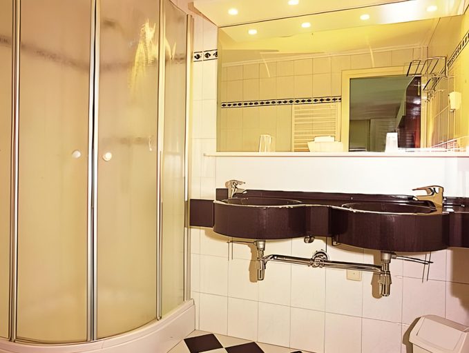 Bathroom 4, Hotel Berg en Dal, Gulpen-Wittem