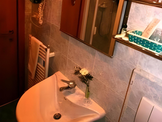 Bathroom 3, Nuovo Albergo, Chieti