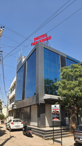 Exterior & Views, StayGuru Hotel Paradise Inn, Kachchh