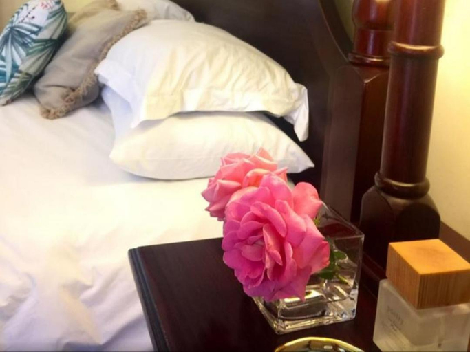 Bedroom 2, Tom's Place Guest House, Thabo Mofutsanyane