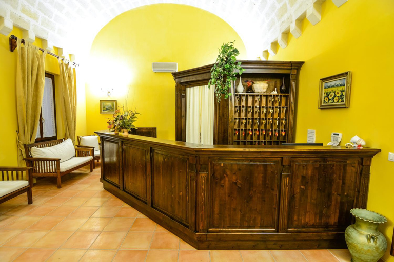 Public Area 2, Tenuta Santicuti, Lecce