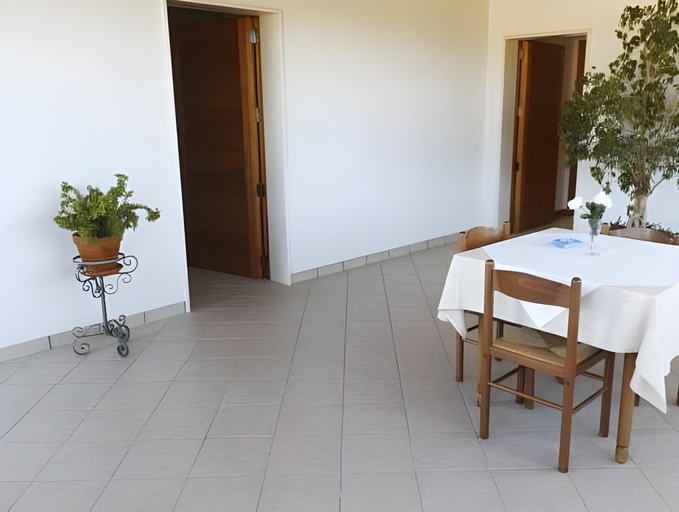 Others 5, B&B Il Leccio, Bari