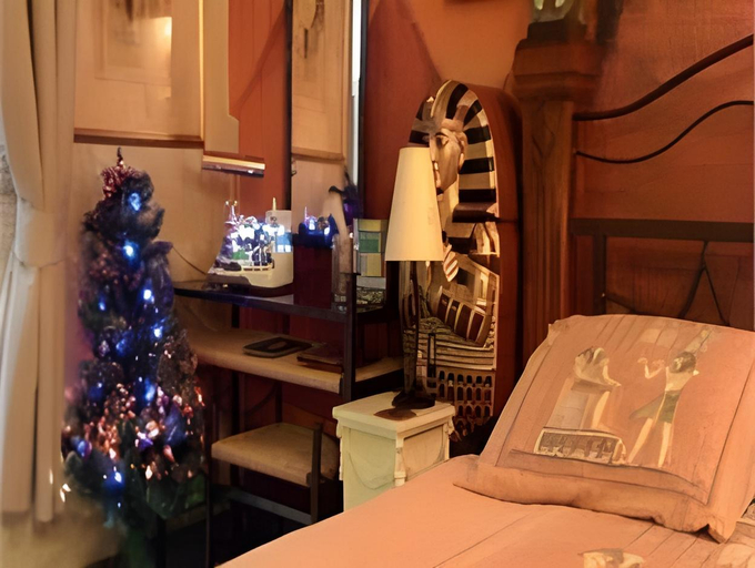 Bedroom 2, The Mirador Boutique Town House, Swansea