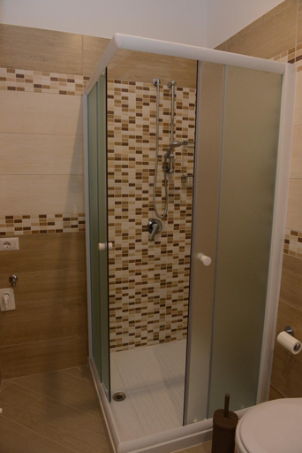 Bathroom 4, Domus Antiqua Residence, Bari