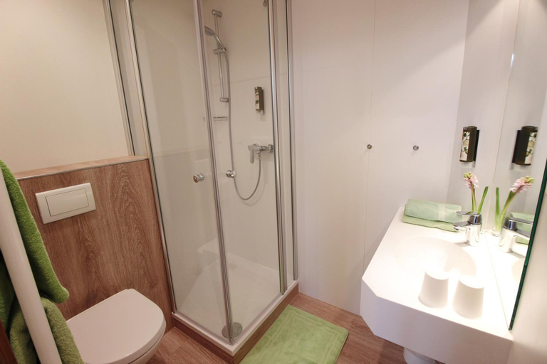 Bathroom 6