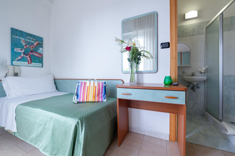 Bedroom 4, Hotel Sultano, Rimini
