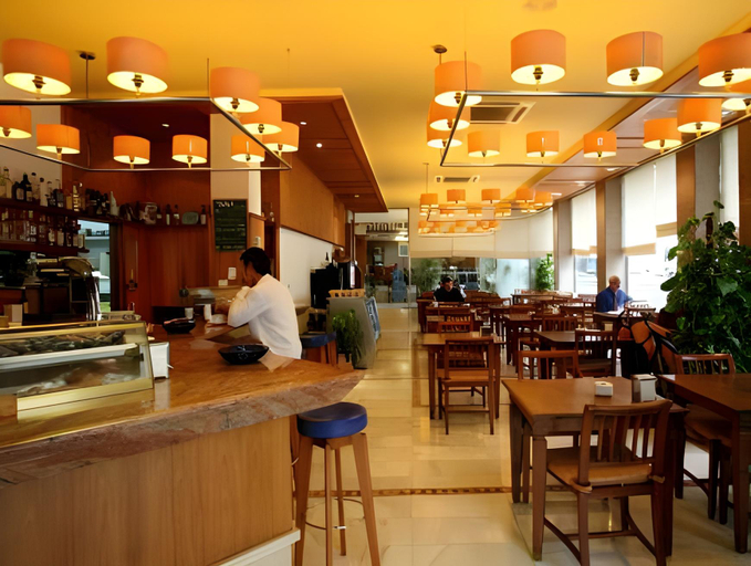 Food & Drinks 5, Aparthotel Duquesa Playa, Baleares