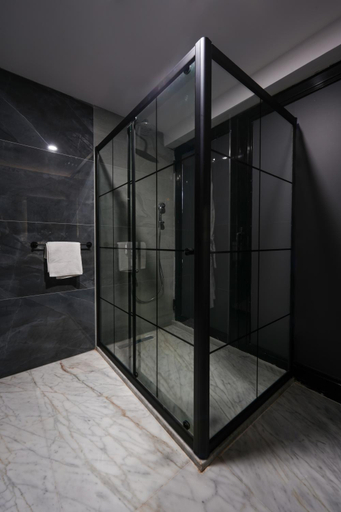 Bathroom 5, Ataşehir Kuruçeşme Palace, Atasehir