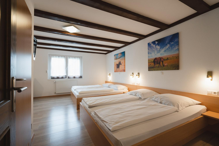 Bedroom 3, Park Hotel & Gastehaus Rust, Ortenaukreis