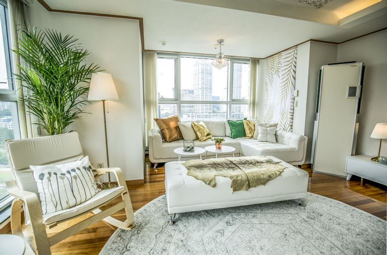 SJ Tailored Serviced APT 3min Walk From Seoul STN, Jung