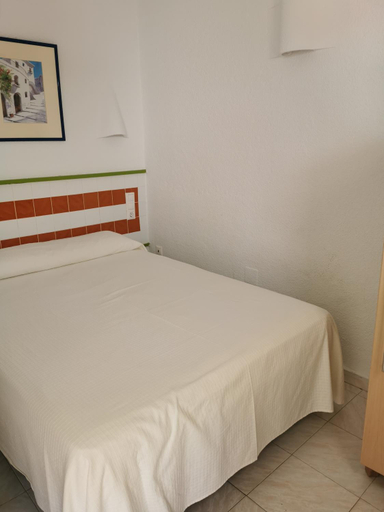 Bedroom 3, Hotel El Puntazo I, Almería