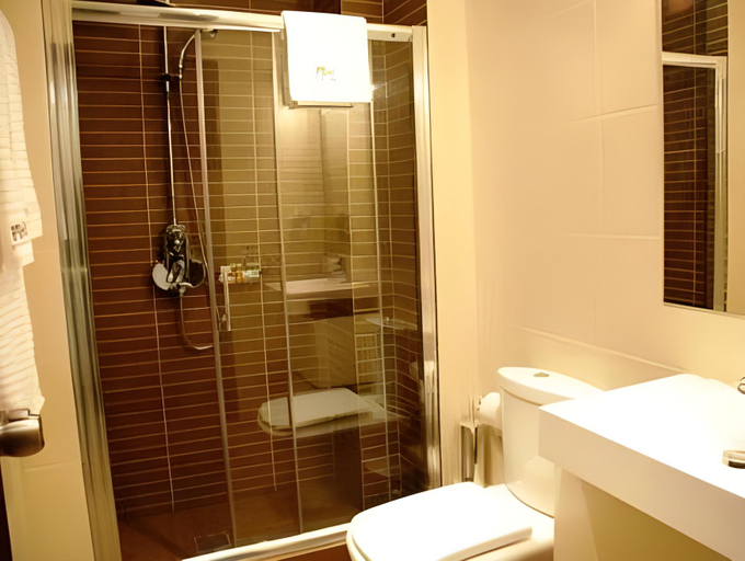 Bathroom 4, Athens Way, Attica