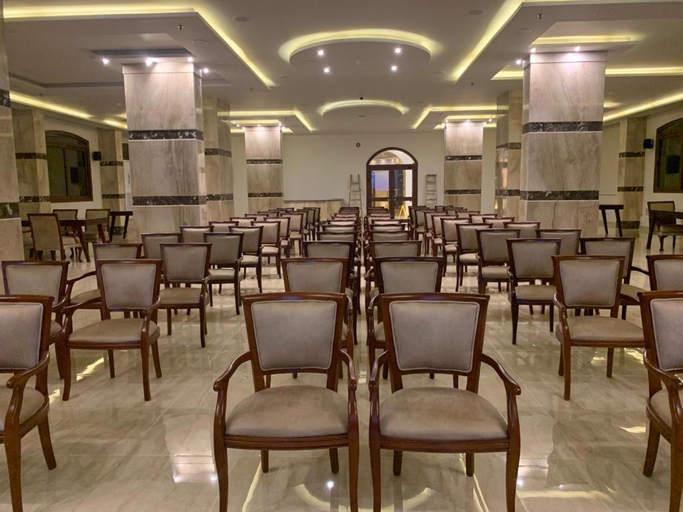 Food & Drinks 4, Badr Hotel & Resort El Kharga, Al-Wahat al-Kharijah
