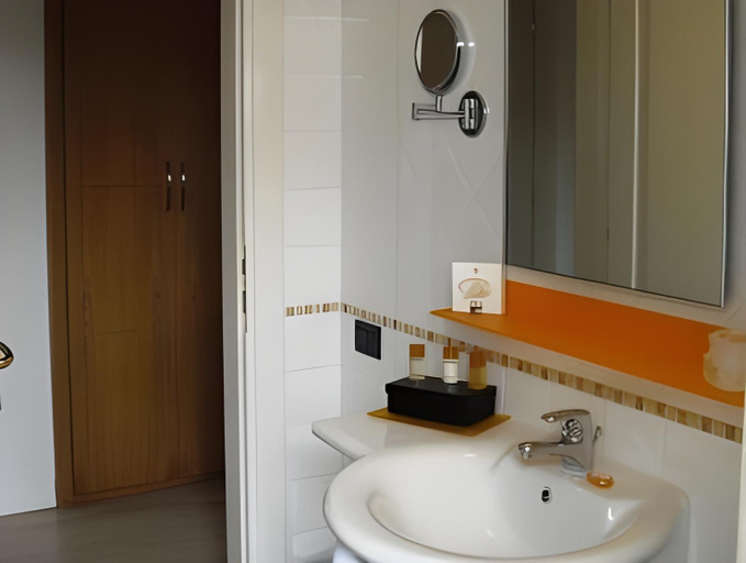 Bathroom 5, Logos Hotel Forte Dei Marmi, Lucca