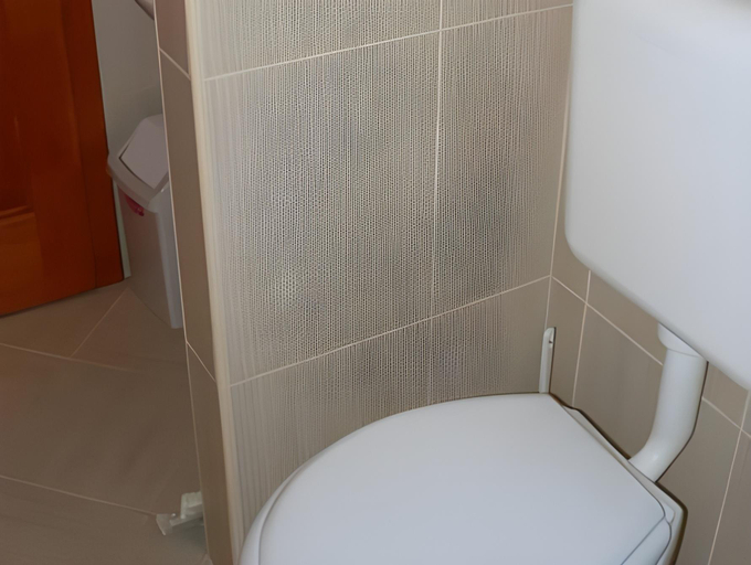 Bathroom 2, Oazis Apartmanok, Mórahalm