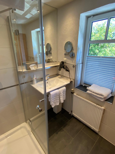 Bathroom 5
