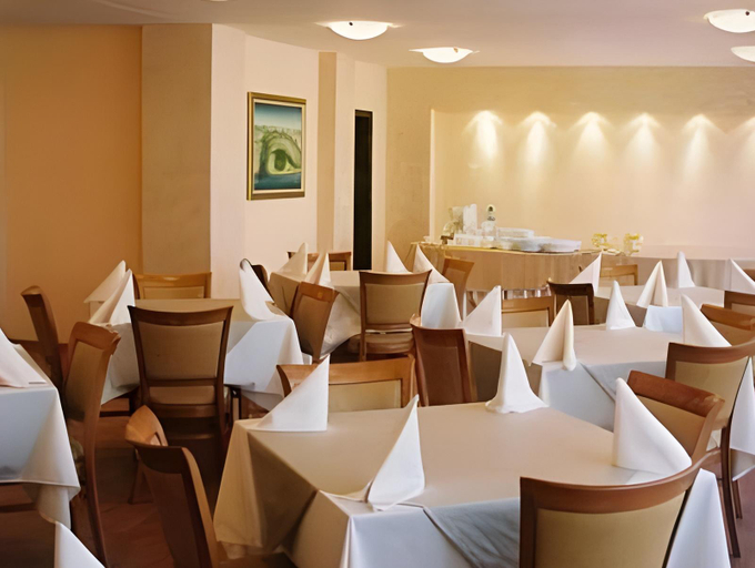 Food & Drinks 2, Hotel BLVD 7, Plovdiv