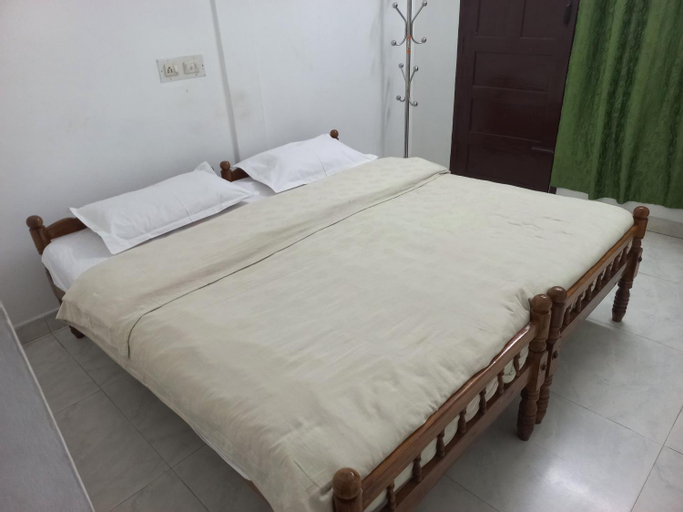 Bedroom 3, Quadiriya Palace, Theni