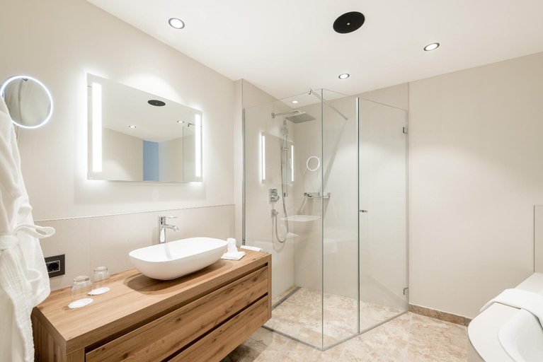 Bathroom, Das Central – Alpine . Luxury . Life, Imst