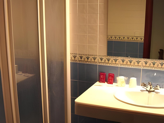 Bathroom 2, Chaikana, Cádiz