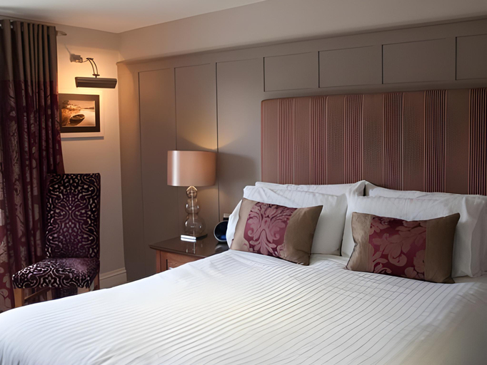 Bedroom, The Norway Inn, Cornwall