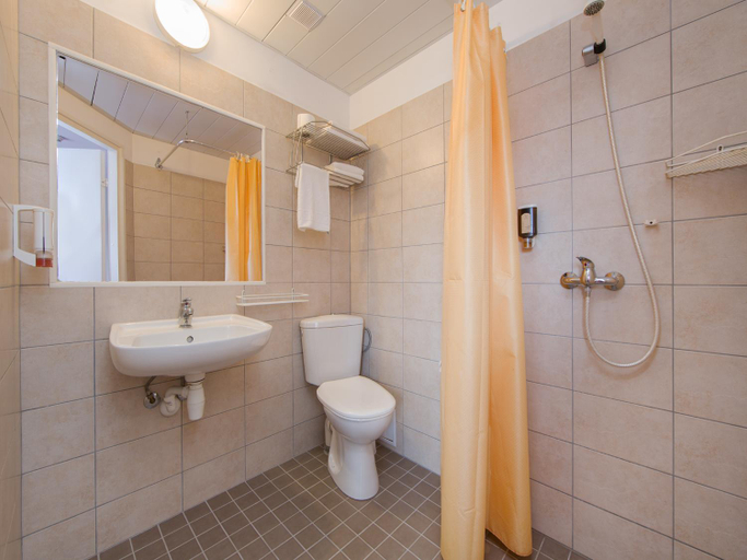 Bathroom, Arabella Hotel, Kuressaare