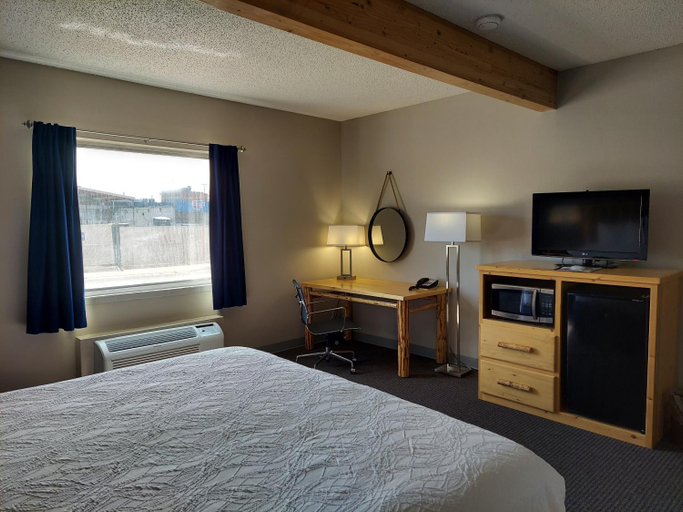 Bedroom 2, Yogo Inn, Fergus