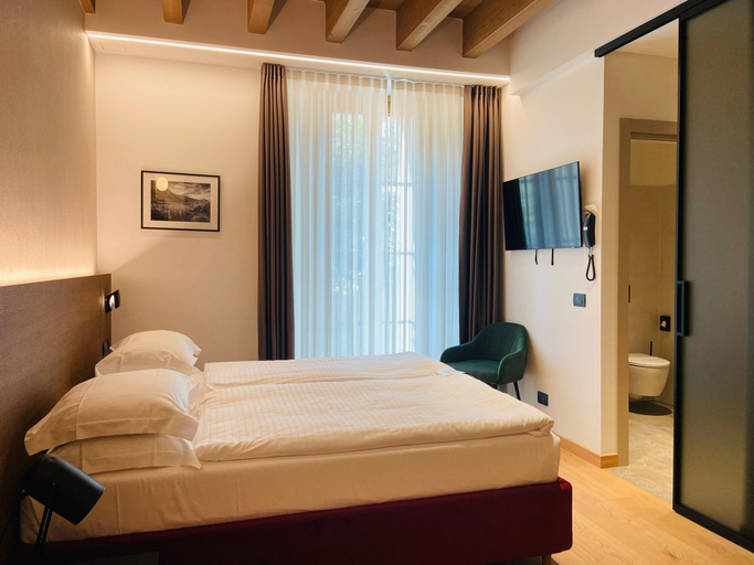Bedroom 5, Wine Hotel San Carlo - Relais & SPA, Sondrio