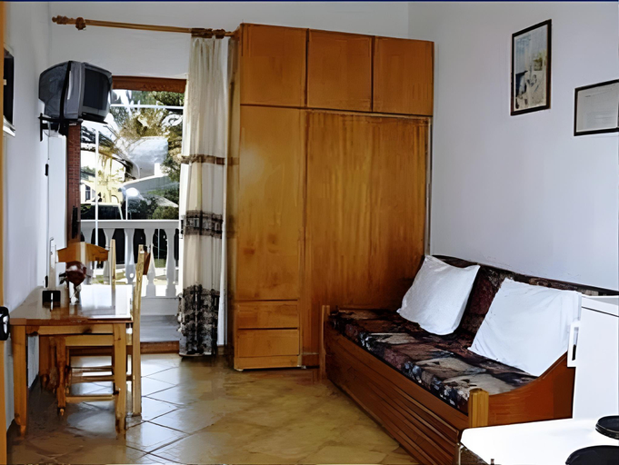 Others 3, Katerina Hotel, Epirus