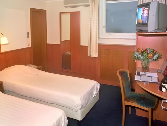 Others 5, Multatuli Hotel, Amsterdam