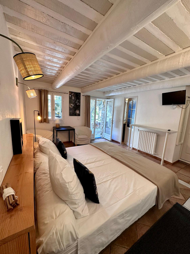 Others 3, Moulin d'Antelon B&B, Vaucluse