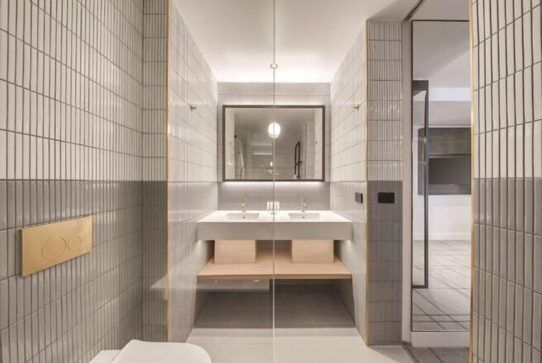 Bathroom 26