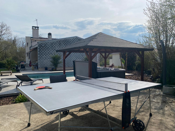 Exterior & Views 5, 2 chambres dans villa avec spa et piscine, Pyrénées-Atlantiques