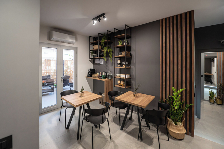 Food & Drinks 5, MIA Rooms B&B, Messina