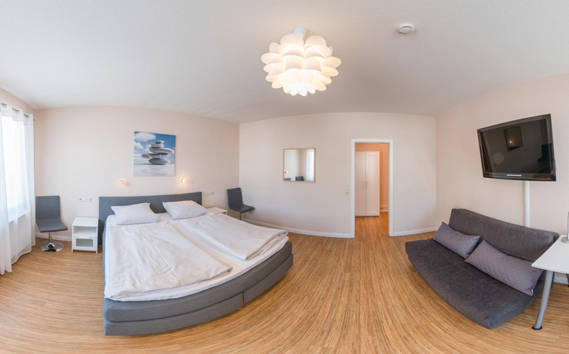 Bedroom 12