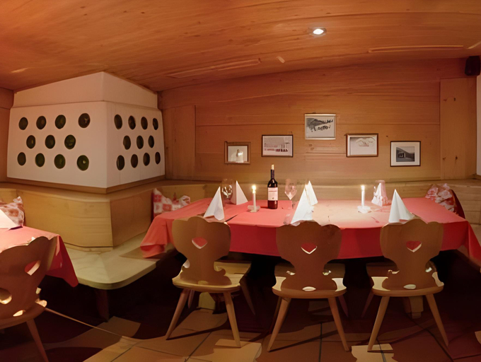 Food & Drinks 3, La Tambra - Residence - Central with Restaurant, Bolzano