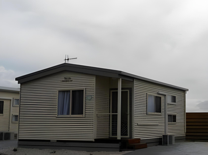 Others 4, Gum Tree Caravan Park, Moyne - South
