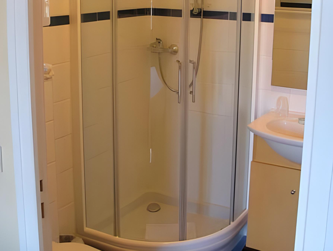 Bathroom 5, Hotel Arc En Ciel, Alpes-Maritimes