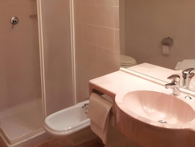 Bathroom 3, Hotel motel residence Gonzaga, Mendrisio