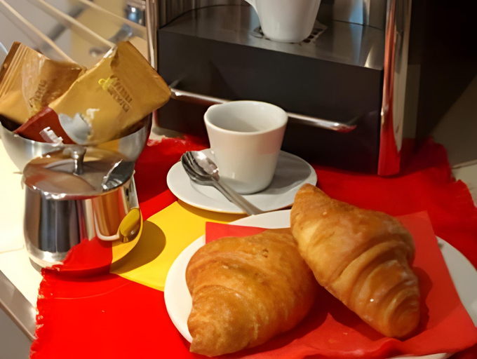 Food & Drinks 5, Matrix Hotel & Residence, Padua