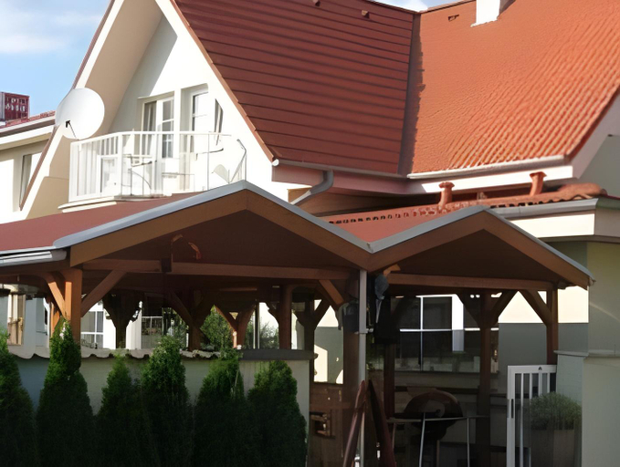 Others 5, Hotel Orlan, Bratislava II