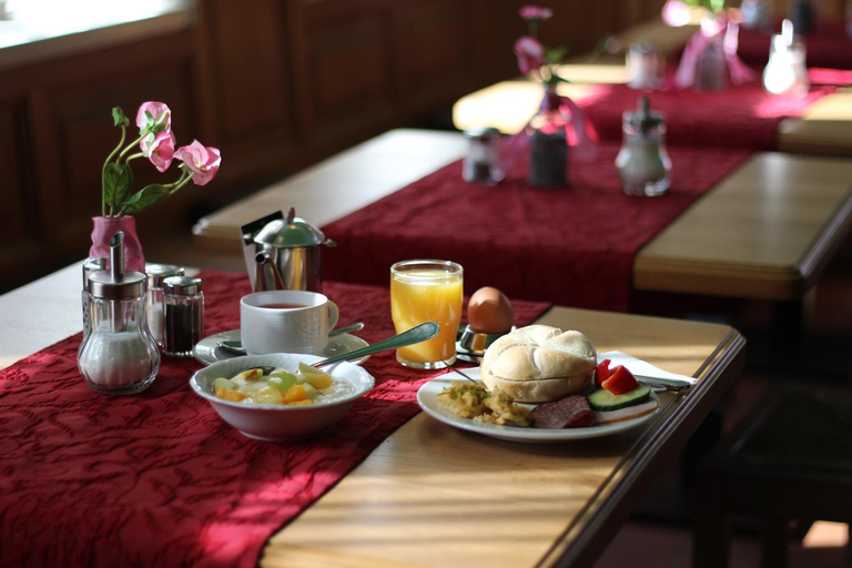 Food & Drinks 5, An der Persiluhr Stadt-gut-Hotel, Unna