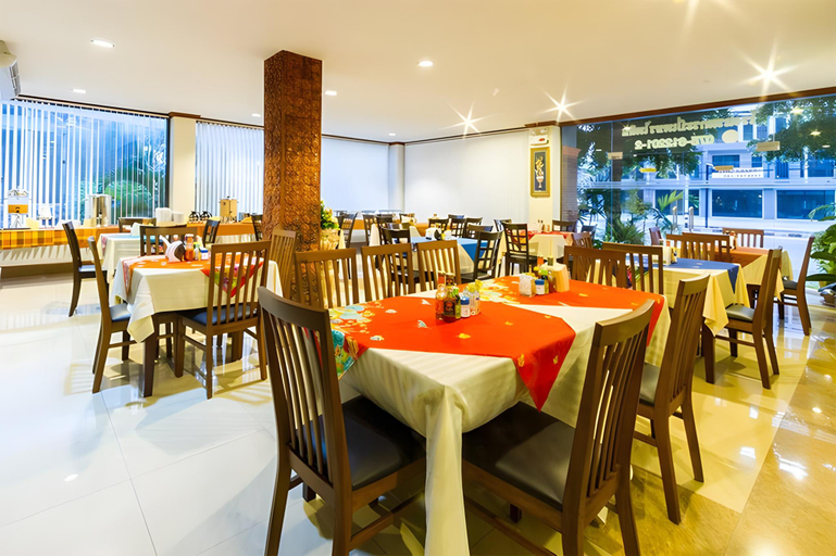 Food & Drinks 5, Krabi Phetpailin Hotel, Mueang Krabi
