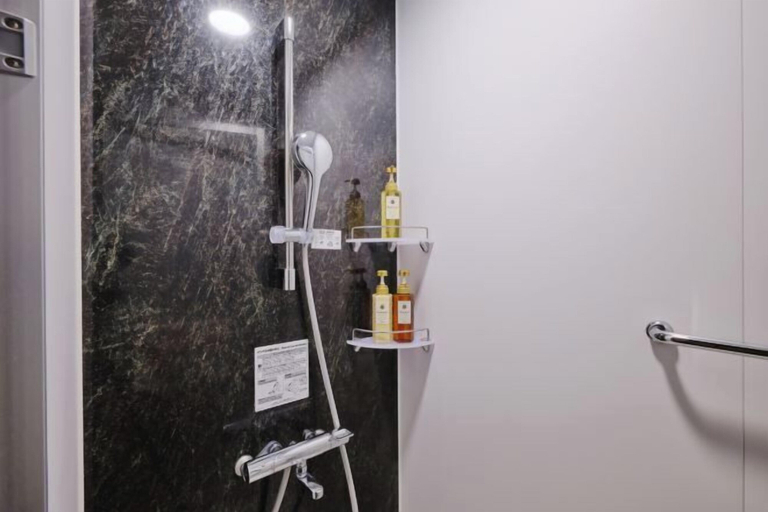 Bathroom 30