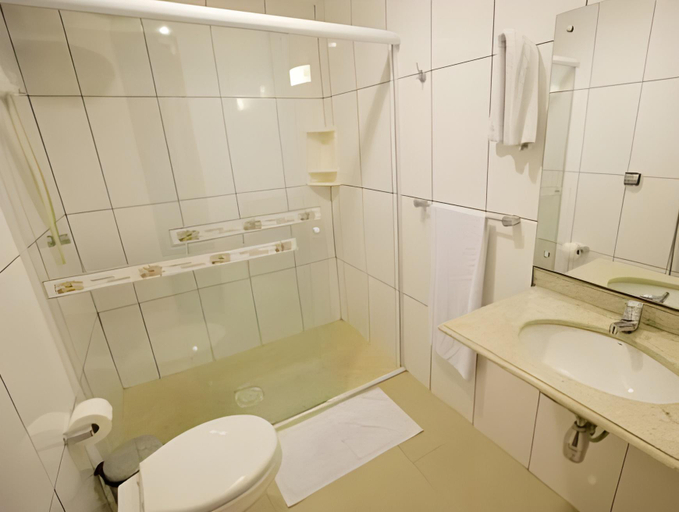 Bathroom 4, ATALANTA HOTEL, Macapa