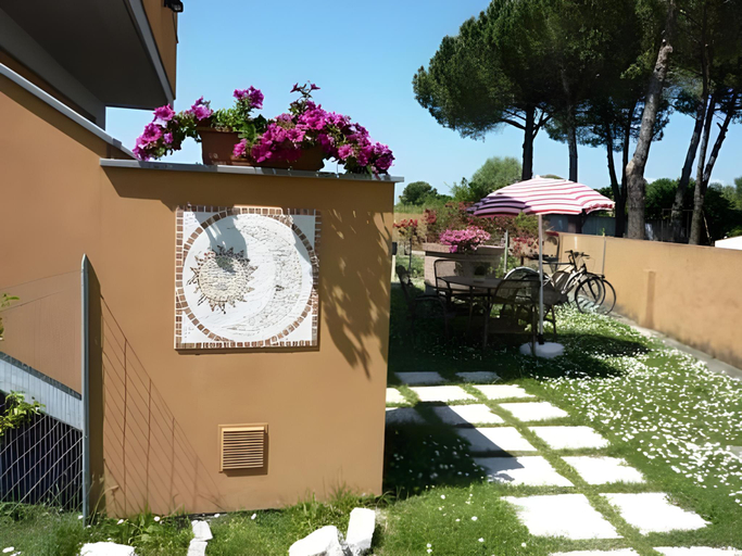 Others 5, B&B SoleLuna, Pisa