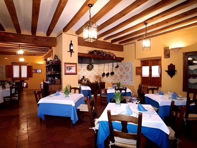Food & Drinks 3, Hospederia Meson de la Dolores, Zaragoza