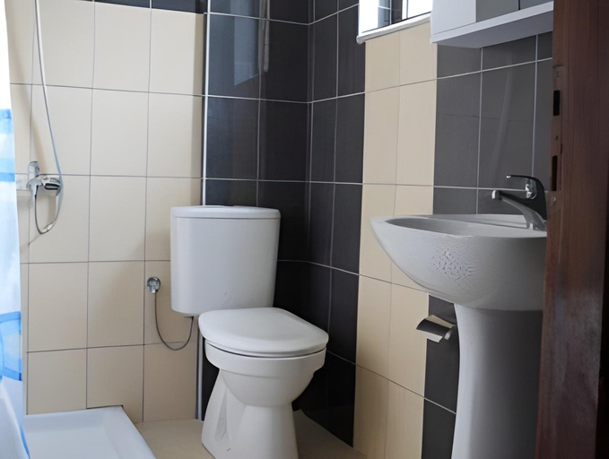 Bathroom, Angelos Studios, South Aegean