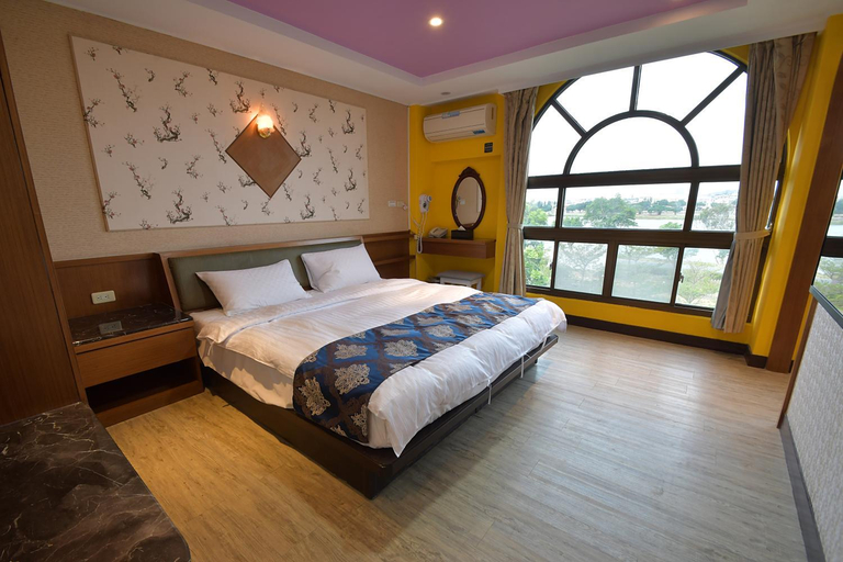 Bedroom 10