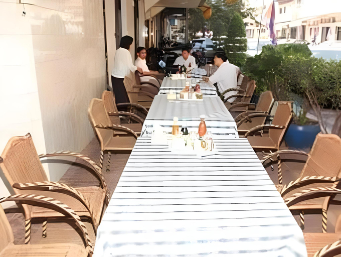 Food & Drinks 3, Dara Reang Sey Hotel, Phnom Penh